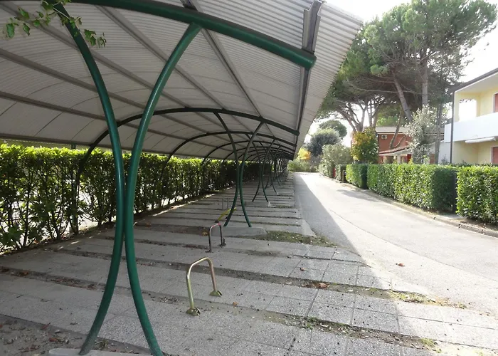 And Bright Flat With Pool * Bibione