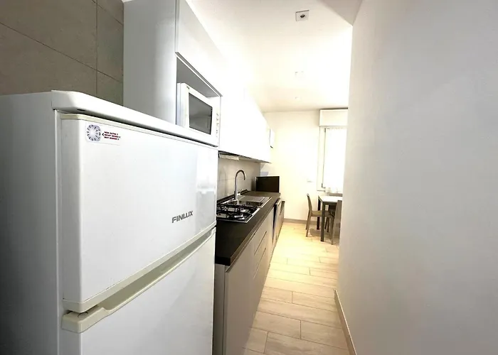 Апартаменти And Bright Flat With Pool